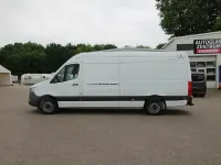 Gebraucht Mercedes Sprinter 150 PS (110 kW) 2022 Arktikweiß Van