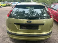 Gebraucht Ford Focus 101 PS (74 kW) 2006 Gelb Limousine