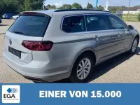 Gebraucht VW Passat Business 122 PS (89 kW) 2023 Grau Kombi