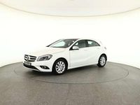 Gebraucht Mercedes A180 Style 122 PS (89 kW) 2014 Zirrusweiß Limousine