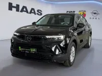 Gebraucht Opel Mokka Enjoy 101 PS (74 kW) 2023 Lackierung schwarz perla nera/ SUV