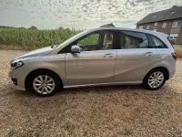 Gebraucht Mercedes B180 Style 109 PS (80 kW) 2015 Grau Kleinwagen