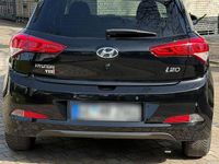 Gebraucht Hyundai i20 YES! 84 PS (61 kW) 2015 Schwarz Kleinwagen