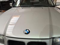 Gebraucht BMW 318 Performance 140 PS (102 kW) 1993 Silber Coupé