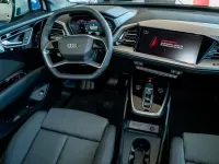 Używany Audi Q4 e-tron Advanced 210 kW (286 KM) 2025 Biały SUV