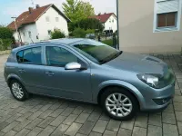 Gebraucht Opel Astra 105 PS (77 kW) 2007 Silber Limousine