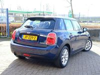Gebraucht Mini Cooper Business 136 PS (100 kW) 2016 Blau Kleinwagen