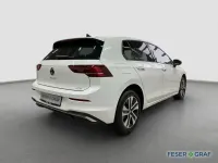 Gebraucht VW Golf VIII 116 PS (85 kW) 2026 Pure white Limousine