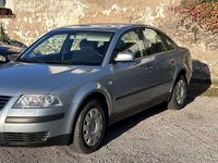 Gebraucht VW Passat Basis 116 PS (85 kW) 2001 Blau Limousine