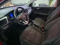 Gebraucht Kia Rio DREAM-TEAM Edition 99 PS (72 kW) 2019 Rot Limousine