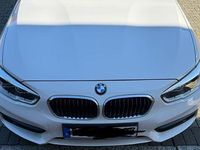 Gebraucht BMW 120 Advantage 190 PS (139 kW) 2018 Weiß Kleinwagen