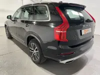 Gebraucht Volvo XC90 Momentum 235 PS (172 kW) 2020 Onyx black SUV