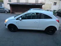 Gebraucht Opel Corsa Active 87 PS (63 kW) 2013 Weiß Kleinwagen