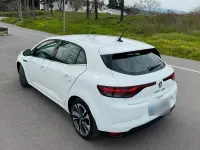 Gebraucht Renault Mégane 116 PS (85 kW) 2020 Weiß Kleinwagen