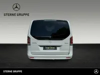 Gebraucht Mercedes V220 Style 163 PS (119 kW) 2025 Alpingrau Van / Kleinbus