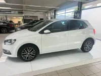 Gebraucht VW Polo Allstar 75 PS (55 kW) 2017 Weiß Kleinwagen