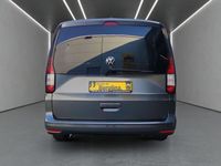 Gebraucht VW Caddy Maxi R 122 PS (89 kW) 2021 Grau Van / Kleinbus