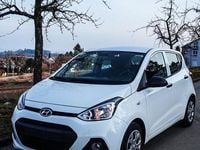 Gebraucht Hyundai i10 Classic 67 PS (49 kW) 2015 Weiß Kleinwagen