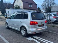 Gebraucht VW Touran Comfortline 140 PS (102 kW) 2010 Silber Van / Kleinbus