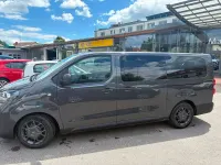 Neu Opel Vivaro-e Combi 179 PS (131 kW) 2026 Merkur grau Van / Kleinbus