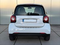 Gebraucht Smart ForTwo Coupé 71 PS (52 kW) 2015 Weiß Coupé
