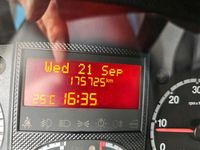 Gebraucht Peugeot Boxer 114 PS (83 kW) 2013 Grau Van