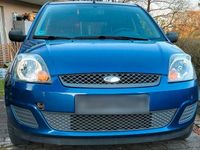 Gebraucht Ford Fiesta 80 PS (58 kW) 2007 Blau Kleinwagen