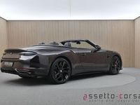 Neu Bentley Continental 782 PS (575 kW) 2026 Braun Cabrio