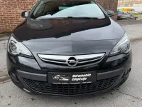 Gebraucht Opel Astra GTC Innovation 140 PS (102 kW) 2012 Schwarz Coupé