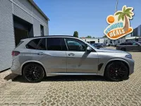 Neu BMW X5 M Sport 489 PS (359 kW) 2026 Grau SUV