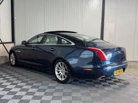 Gebraucht Jaguar XJ Premium Luxury 275 PS (202 kW) 2011 Blau Limousine