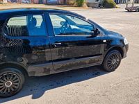 Gebraucht VW Fox Basis 75 PS (55 kW) 2005 Schwarz Kleinwagen