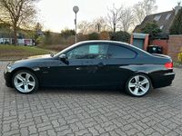 Gebraucht BMW 325 218 PS (160 kW) 2008 Schwarz Coupé