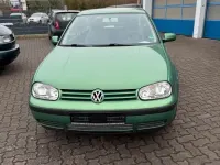 Gebraucht VW Golf IV 75 PS (55 kW) 2002 Grün Kleinwagen
