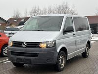 Gebraucht VW Caravelle 140 PS (102 kW) 2013 Silber Van / Kleinbus