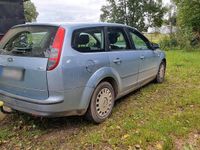 Gebraucht Ford Focus Ghia 109 PS (80 kW) 2006 Blau Kombi