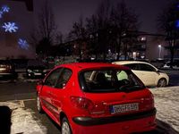 Gebraucht Peugeot 206 75 PS (55 kW) 2008 Schwarz Limousine