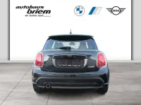 Używany Mini Cooper Hatch 136 KM (100 kW) 2024 Czarny Hatchback