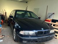 gebraucht BMW 528 e39 i Orientblau