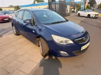 Gebraucht Opel Astra Design Edition 87 PS (63 kW) 2012 Blau Limousine