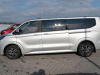 Neu Ford Tourneo Titanium 150 PS (110 kW) 2026 Silber Van / Kleinbus