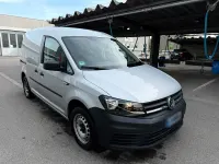 Używany VW Caddy 75 KM (55 kW) 2020 Srebrny Minivan