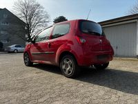 Gebraucht Renault Twingo 58 PS (42 kW) 2009 Rot Kleinwagen