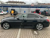 Używany Mercedes C400 333 KM (244 kW) 2017 Czarny Sedan/Limuzyna