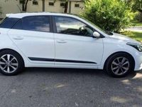 Gebraucht Hyundai i20 Style 120 PS (88 kW) 2018 Weiß Limousine