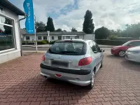 Gebraucht Peugeot 206 88 PS (64 kW) 2004 Kleinwagen