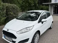 Gebraucht Ford Fiesta Trend 65 PS (47 kW) 2016 Weiß Kleinwagen