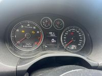 Gebraucht Audi A3 Ambiente 125 PS (91 kW) 2009 Blau Kleinwagen