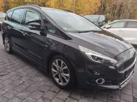 Gebraucht Ford S-MAX ST-Line 190 PS (139 kW) 2018 Schwarz Van / Kleinbus
