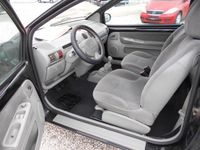 Używany Renault Twingo Initiale 75 KM (55 kW) 2001 Czarny Hatchback